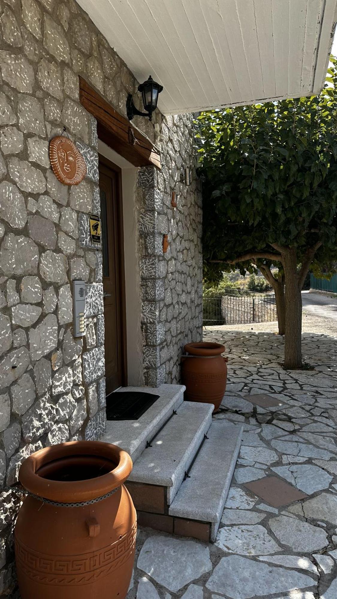 Το Πέτρινο Διαμέρισμα Κυριάκι Εξωτερικό φωτογραφία